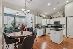 688 Cadillac Cir, Romeoville, IL 60446 - Photo 2