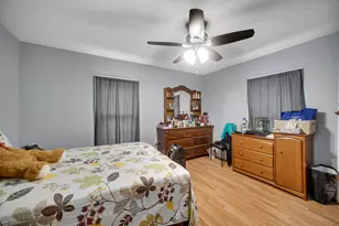 1025 Grant Ave, Rockford, IL 61103 - Photo 12