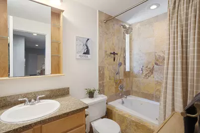 2350 N Kedzie Boulevard #M, Chicago, IL 60647 - Photo 8