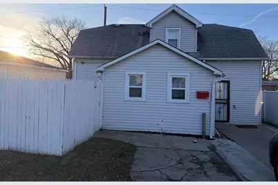 756 Newell Street, Calumet City, IL 60409 - Photo 2