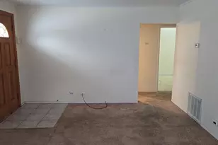 332 Oswego St, Park Forest, IL 60466 - Photo 8