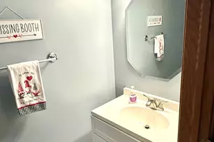 2524 Carrolwood Rd, Naperville, IL 60540 - Photo 10