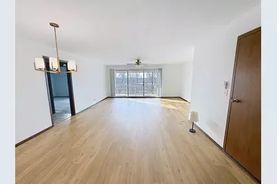 3715 35th Street #3, Moline, IL 61265 - Photo 4