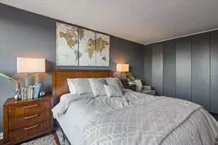 655 W Irving Park Rd, Chicago, IL 60613 - Photo 16