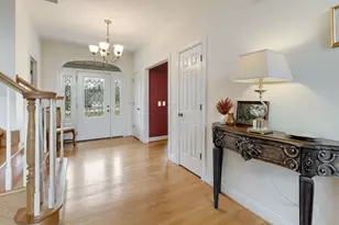 15870 Anna Dr, Wadsworth, IL 60083 - Photo 4