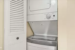 201 Gregory St, Aurora, IL 60504 - Photo 14