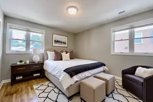 18823 Ashland Ave, Homewood, IL 60430 - Photo 10