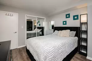 3950 N Lake Shore Dr, Chicago, IL 60613 - Photo 8