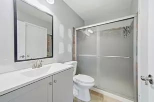 1743 McCormick Ln, Hanover Park, IL 60133 - Photo 10