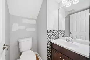 1743 McCormick Ln, Hanover Park, IL 60133 - Photo 6