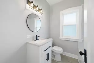 [Address not provided], Maywood, IL 60153 - Photo 8