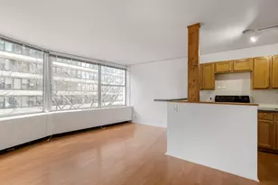 5757 N Sheridan Rd, Chicago, IL 60660 - Photo 10