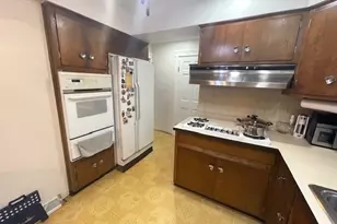 10045 S Keeler Ave, Oak Lawn, IL 60453 - Photo 14