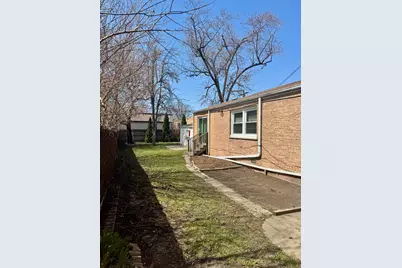 2218 S 11th Avenue, Broadview, IL 60155 - Photo 24