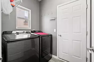 1076 Goldfinch Ln, Antioch, IL 60002 - Photo 24