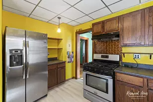 1035 S 3rd Ave, Kankakee, IL 60901 - Photo 8