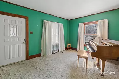 1035 S 3rd Avenue, Kankakee, IL 60901 - Photo 4