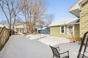 1035 S 3rd Ave, Kankakee, IL 60901 - Photo 22