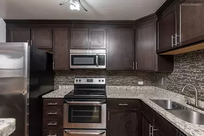 5757 N Sheridan Road #8C, Chicago, IL 60660 - Photo 10