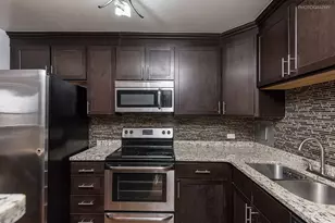 5757 N Sheridan Rd, Chicago, IL 60660 - Photo 10