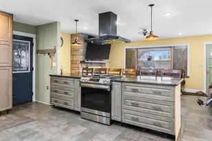 1325 Amber Dr, Montgomery, IL 60538 - Photo 4