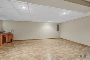 8111 Brushwood Ln, Tinley Park, IL 60487 - Photo 22
