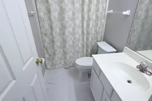 172 N East River Rd, Des Plaines, IL 60016 - Photo 18