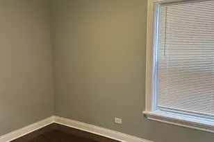 1019 N Leamington Ave, Chicago, IL 60651 - Photo 8