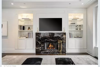 159 E Walton Place #7G, Chicago, IL 60611 - Photo 8