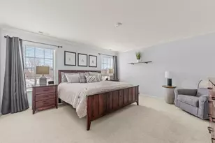 1241 Draper Rd, McHenry, IL 60050 - Photo 10