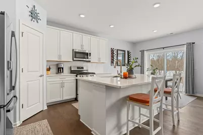 1241 Draper Road, McHenry, IL 60050 - Photo 8