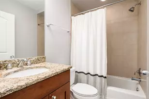 1523 W Thomas St, Chicago, IL 60642 - Photo 18