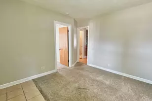 15031 Hamlin Ave, Midlothian, IL 60445 - Photo 2