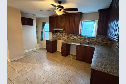 10806 S Eggleston Avenue, Chicago, IL 60628 - Photo 4