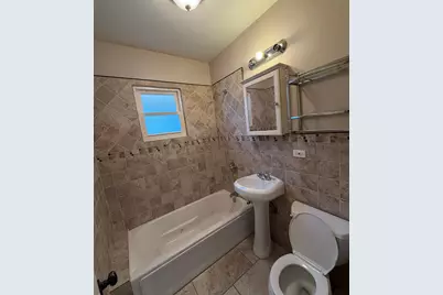 10806 S Eggleston Avenue, Chicago, IL 60628 - Photo 8