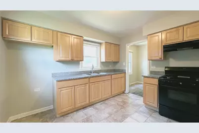 17303 Roy Street, Lansing, IL 60438 - Photo 6