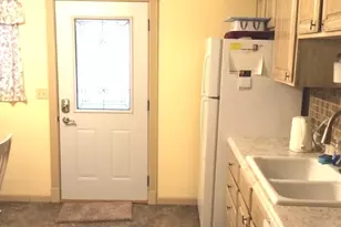 23 Cherry Hill Ct, Hampton, IL 61244 - Photo 6