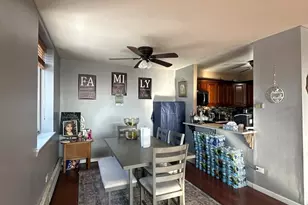 9725 S Karlov Ave, Oak Lawn, IL 60453 - Photo 8