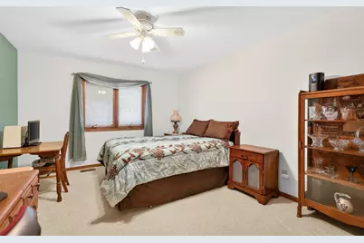 2708 Greenwood Acres Drive #2708, Dekalb, IL 60115 - Photo 18