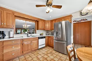 2708 Greenwood Acres Dr, Dekalb, IL 60115 - Photo 10