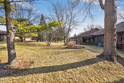 2708 Greenwood Acres Drive #2708, Dekalb, IL 60115 - Photo 24