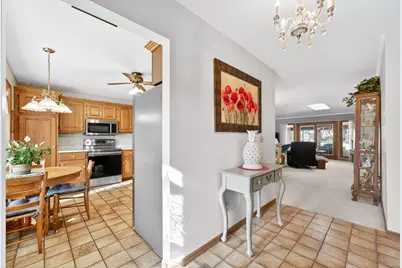 2708 Greenwood Acres Drive #2708, Dekalb, IL 60115 - Photo 2