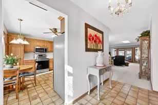 2708 Greenwood Acres Dr, Dekalb, IL 60115 - Photo 2