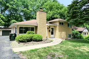 3004 Longfellow Ave, Hazel Crest, IL 60429 - Photo 2