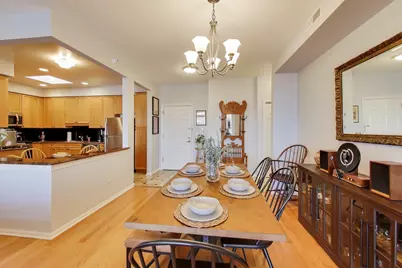 6815 N Milwaukee Avenue #707, Niles, IL 60714 - Photo 12