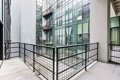 1645 W Ogden Avenue #439, Chicago, IL 60612 - Photo 18