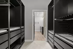 1645 W Ogden Ave, Chicago, IL 60612 - Photo 12