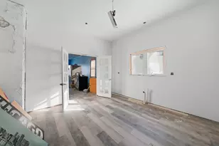 8750 S Princeton Ave, Chicago, IL 60620 - Photo 10