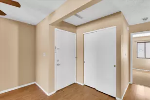 1901 Melrose Dr, Champaign, IL 61820 - Photo 4