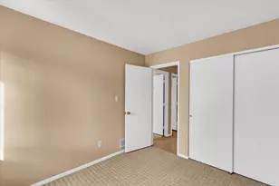 1901 Melrose Dr, Champaign, IL 61820 - Photo 16